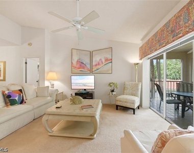 110 Siena Way - Photo Thumbnail 8