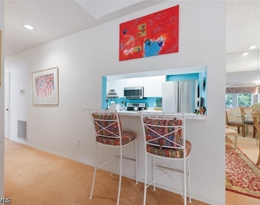 110 Siena Way - Photo Thumbnail 13