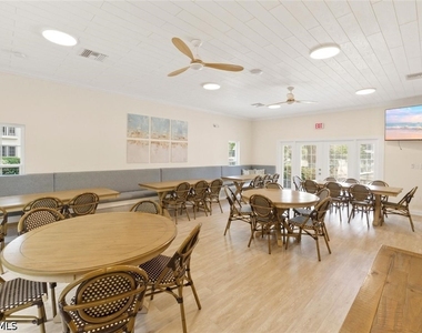 110 Siena Way - Photo Thumbnail 33