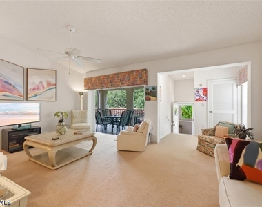 110 Siena Way - Photo Thumbnail 4