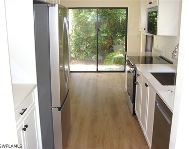 857 Reef Point Circle - Photo Thumbnail 10