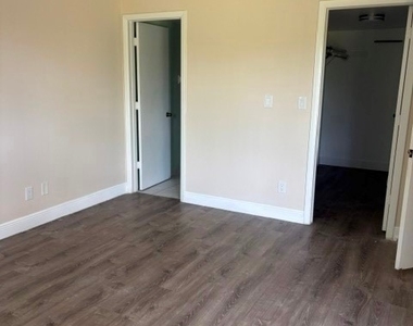 5651 Rattlesnake Hammock Road - Photo Thumbnail 14