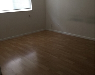 5651 Rattlesnake Hammock Road - Photo Thumbnail 3
