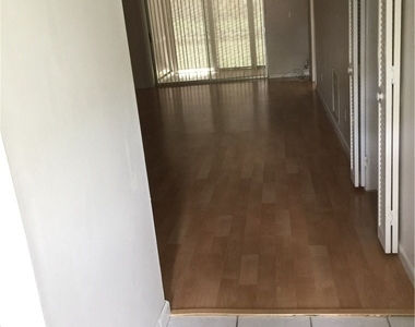 5651 Rattlesnake Hammock Road - Photo Thumbnail 2