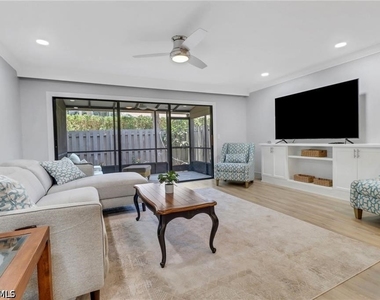 790 Meadowland Drive - Photo Thumbnail 6