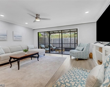 790 Meadowland Drive - Photo Thumbnail 7