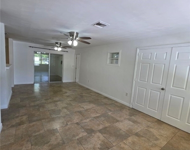 2103 Unity Avenue - Photo Thumbnail 9