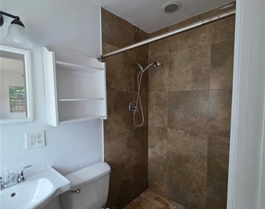 2103 Unity Avenue - Photo Thumbnail 23