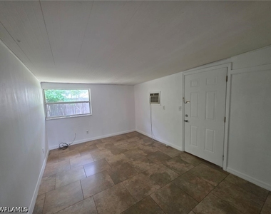 2103 Unity Avenue - Photo Thumbnail 12
