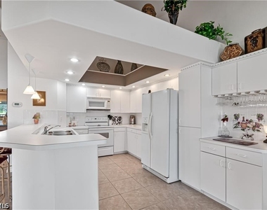 13962 Southampton Drive - Photo Thumbnail 6