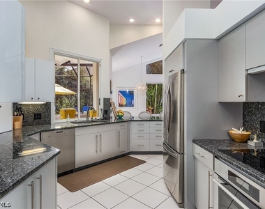720 Turkey Oak Lane - Photo Thumbnail 11