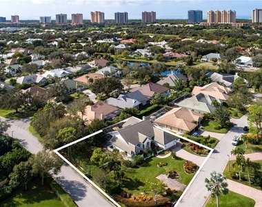 720 Turkey Oak Lane - Photo Thumbnail 2