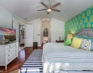 720 Turkey Oak Lane - Photo Thumbnail 14