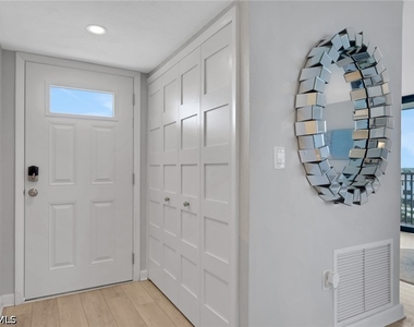 10475 Gulf Shore Drive - Photo Thumbnail 1
