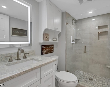 10475 Gulf Shore Drive - Photo Thumbnail 16