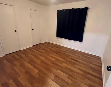 12707 Mosscrest Drive - Photo Thumbnail 7