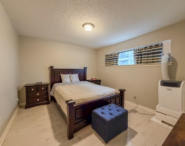 2574 Marilee Lane - Photo Thumbnail 11