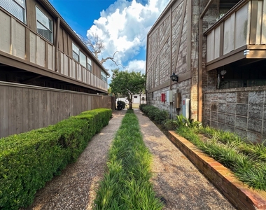 2574 Marilee Lane - Photo Thumbnail 19