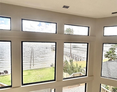 807 Kipp Avenue - Photo Thumbnail 24