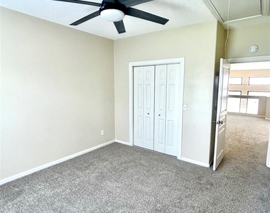 807 Kipp Avenue - Photo Thumbnail 19