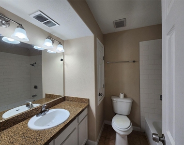 17401 Red Oak Drive - Photo Thumbnail 9