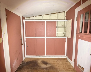 1501 S Columbia Drive - Photo Thumbnail 7