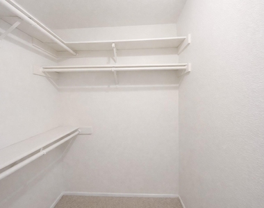 14555 Wunderlich Drive - Photo Thumbnail 20