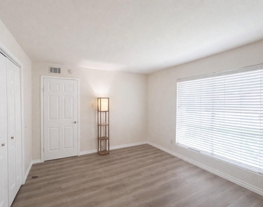 14555 Wunderlich Drive - Photo Thumbnail 13