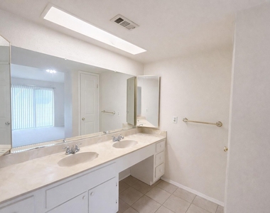 14555 Wunderlich Drive - Photo Thumbnail 25