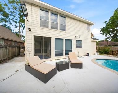 2415 Mills Creek Drive - Photo Thumbnail 20