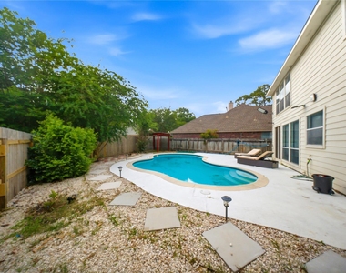 2415 Mills Creek Drive - Photo Thumbnail 22