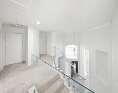2415 Mills Creek Drive - Photo Thumbnail 6