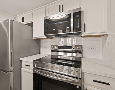 3525 Sage Road - Photo Thumbnail 17