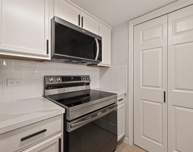 3525 Sage Road - Photo Thumbnail 15