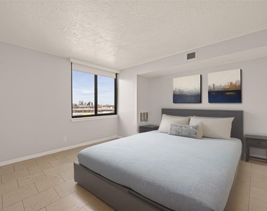 3525 Sage Road - Photo Thumbnail 2