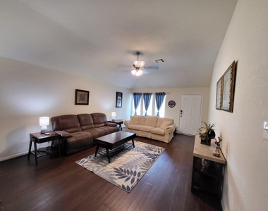 10739 Chestnut Path Way - Photo Thumbnail 20