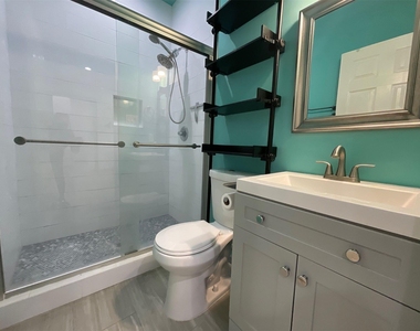 5226 Ridgevan Drive - Photo Thumbnail 21