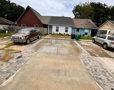 5226 Ridgevan Drive - Photo Thumbnail 24