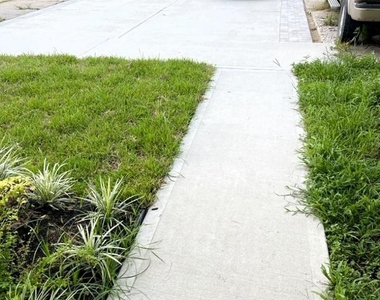 5226 Ridgevan Drive - Photo Thumbnail 25