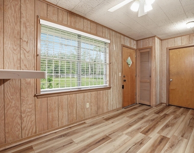 10240 Post Oak Drive - Photo Thumbnail 15