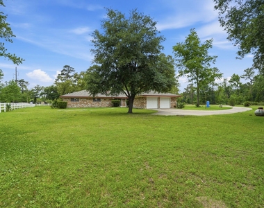 10240 Post Oak Drive - Photo Thumbnail 5