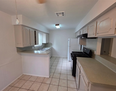 3414 Bristlecone Trail - Photo Thumbnail 8