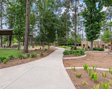 327 Honey Mesquite Path - Photo Thumbnail 32