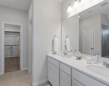 327 Honey Mesquite Path - Photo Thumbnail 15