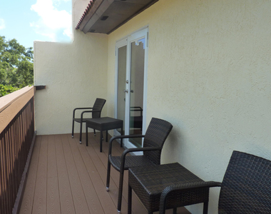 8718 Bay Court - Photo Thumbnail 11
