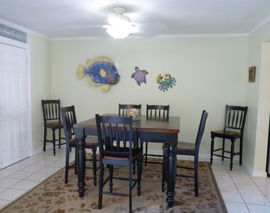 8718 Bay Court - Photo Thumbnail 3