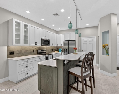 8729 Clara Elizabeth Lane - Photo Thumbnail 11