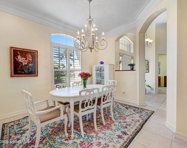 5327 Solway Drive - Photo Thumbnail 7
