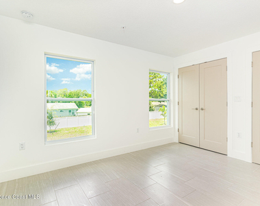 1635 Par Street Ne - Photo Thumbnail 16