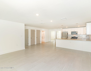 1635 Par Street Ne - Photo Thumbnail 5
